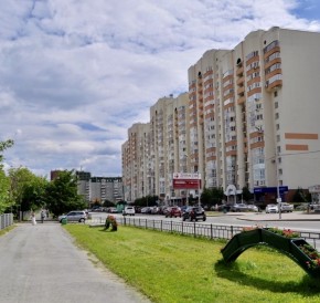 ул. Академика Шварца,14 в Лобне - lobnya.yutvil.ru